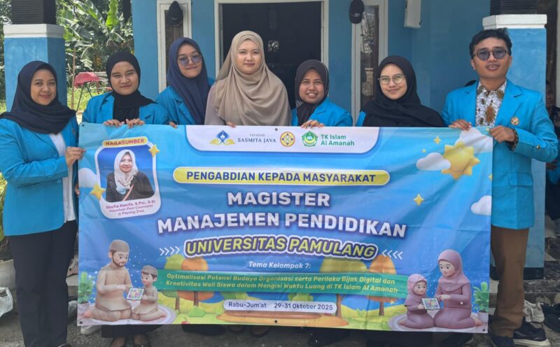 Sesi foto bersama MMP UNPAM.