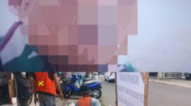 Diduga seorang oknum TNI aktif mengawal galian kabel FMI.