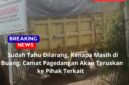Truck sampah yang di tutup terpal biru, diduga membuang sampah di TPS ilegal.